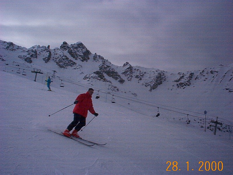 095 Ton in stijl op de piste.jpg